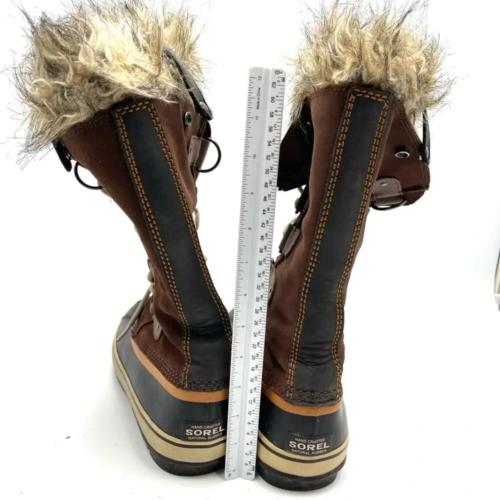 Sorel Joan of Artic waterproof winter boots wmn size 10